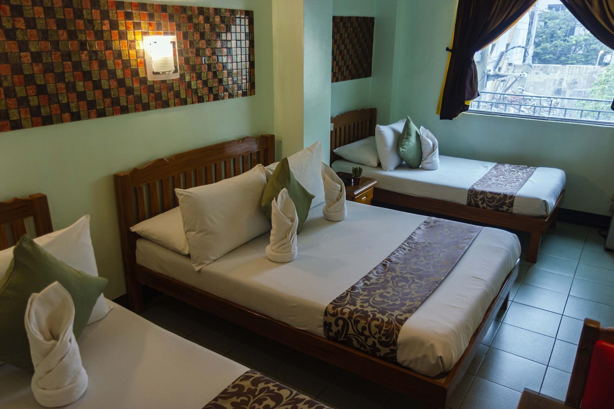 Saint Illian'S Inn Makati Makati City Exterior photo